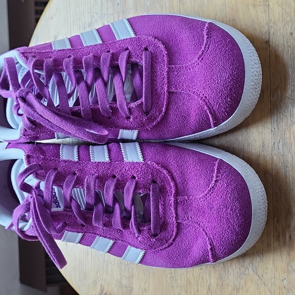 Adidas Gazelles Shock Purple size 5 women's - Picture 7 of 8